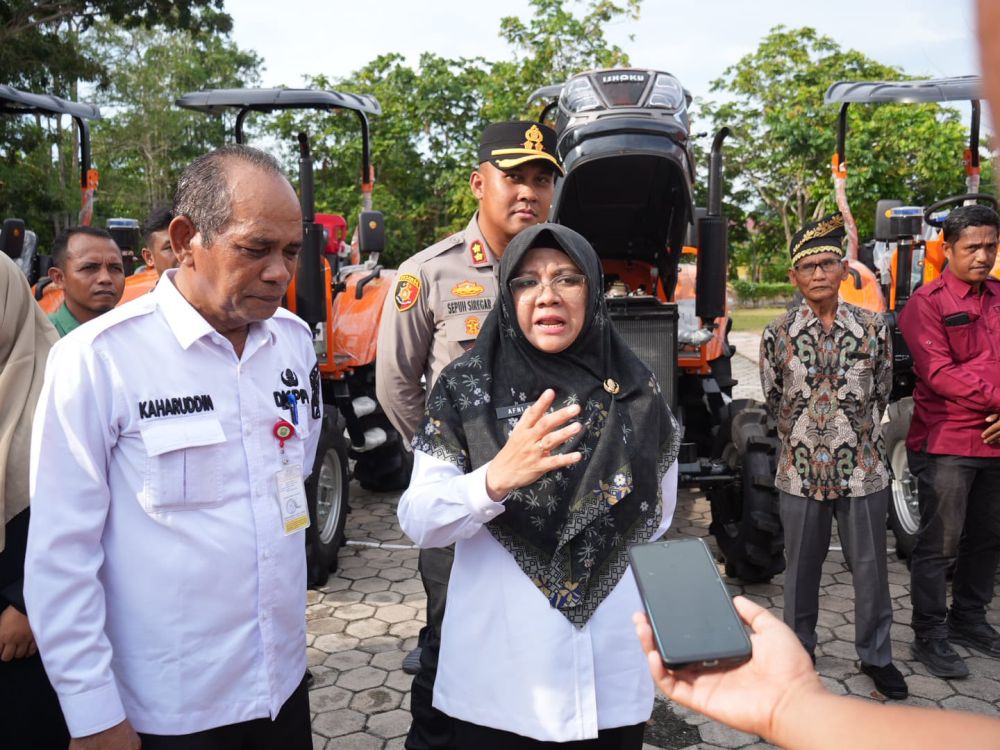 Bupati afni siak