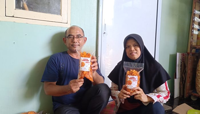 Mantan Karyawan Hotel di Pekanbaru Raup Omzet Rp15 Juta per Bulan dari Usaha Kripik Singkong