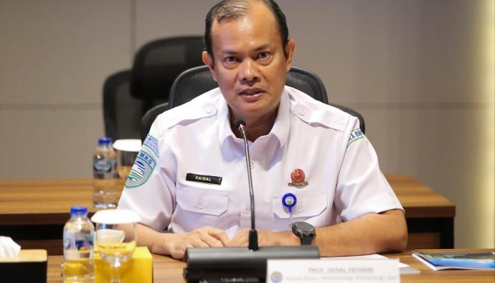 BMKG Ingatkan El Nino Kuat Ancam Indonesia Mulai Juli, Waspadai Kekeringan hingga Karhutla