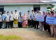 Bupati Kasmarni Serahkan Bantuan untuk Korban Puting Beliung di Desa Api-Api, Pemulihan Terus Dipercepat