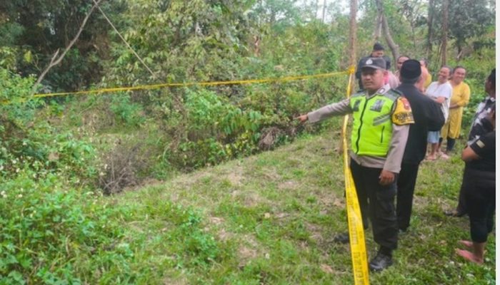 Kejam, Bayi Baru Lahir Sempat Hidup Sebelum Tewas Diduga Akibat Kekerasan, Jasadnya Dikubur di Kebun