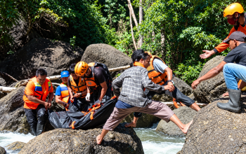 Wisatawan 25 Tahun Tewas Tergelincir di Air Terjun Robo Harau Sumbar